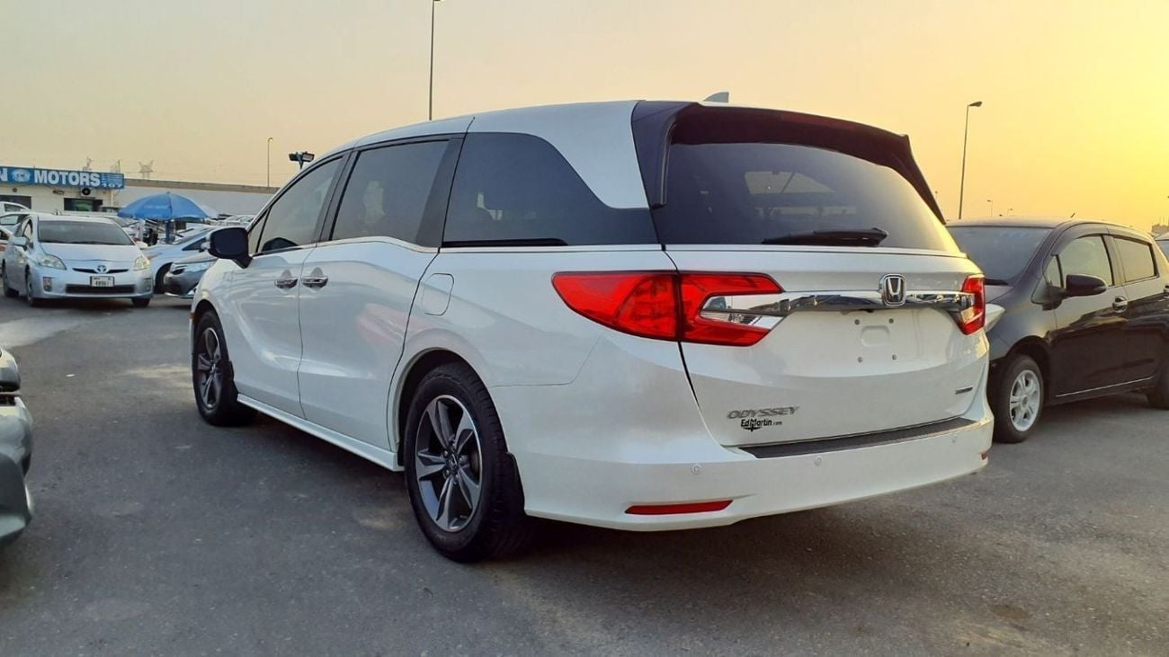 هوندا أوديسي HONDA ODYSSEY TOURING 2018