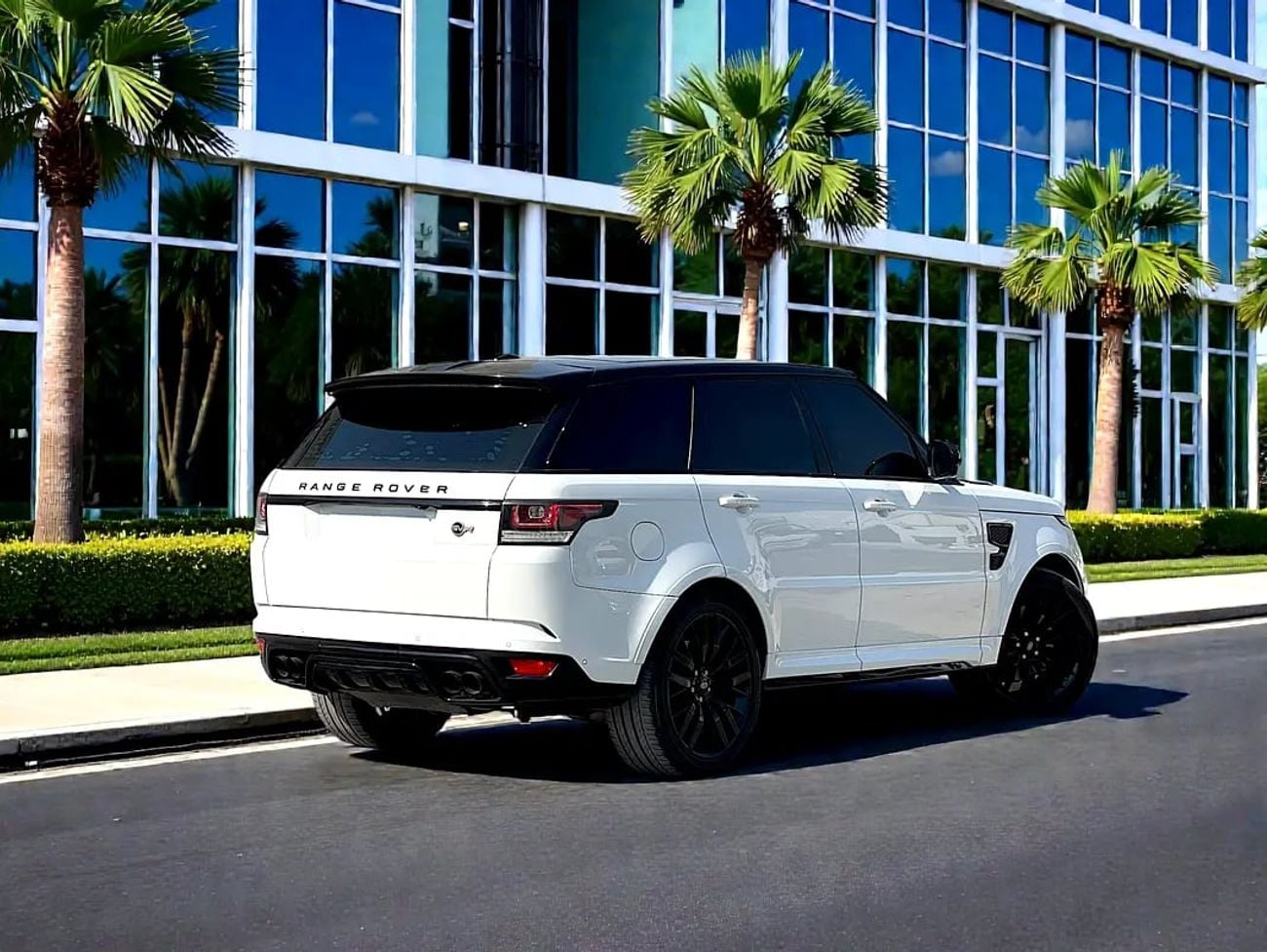 لاند روفر رينج روفر سبورت SVR 5.0L (550 HP) 3,602 P.M | RANGE ROVER | SPORT | SVR | 5.7L V8 | | GCC | ORIGINAL PAINT