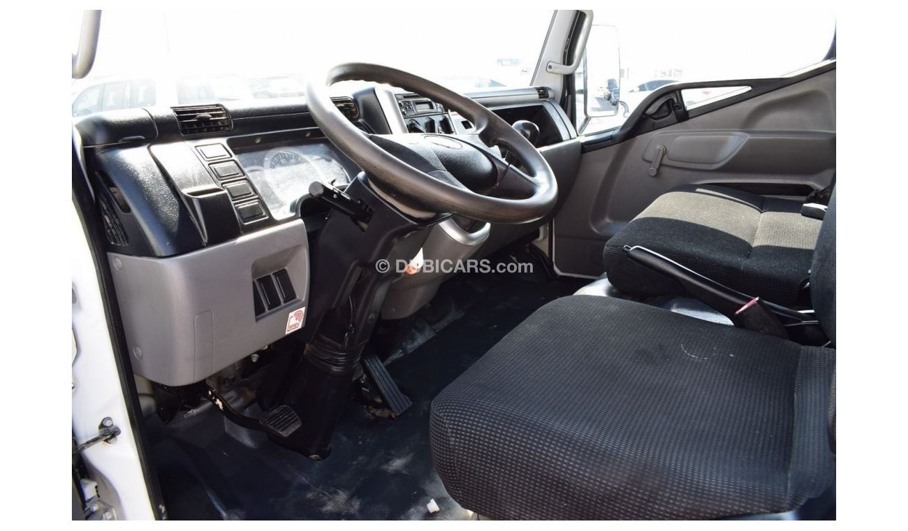 Mitsubishi Fuso Canter Mitsubishi Canter D/c Pick Up, model:2017. Free of accident with low mileage