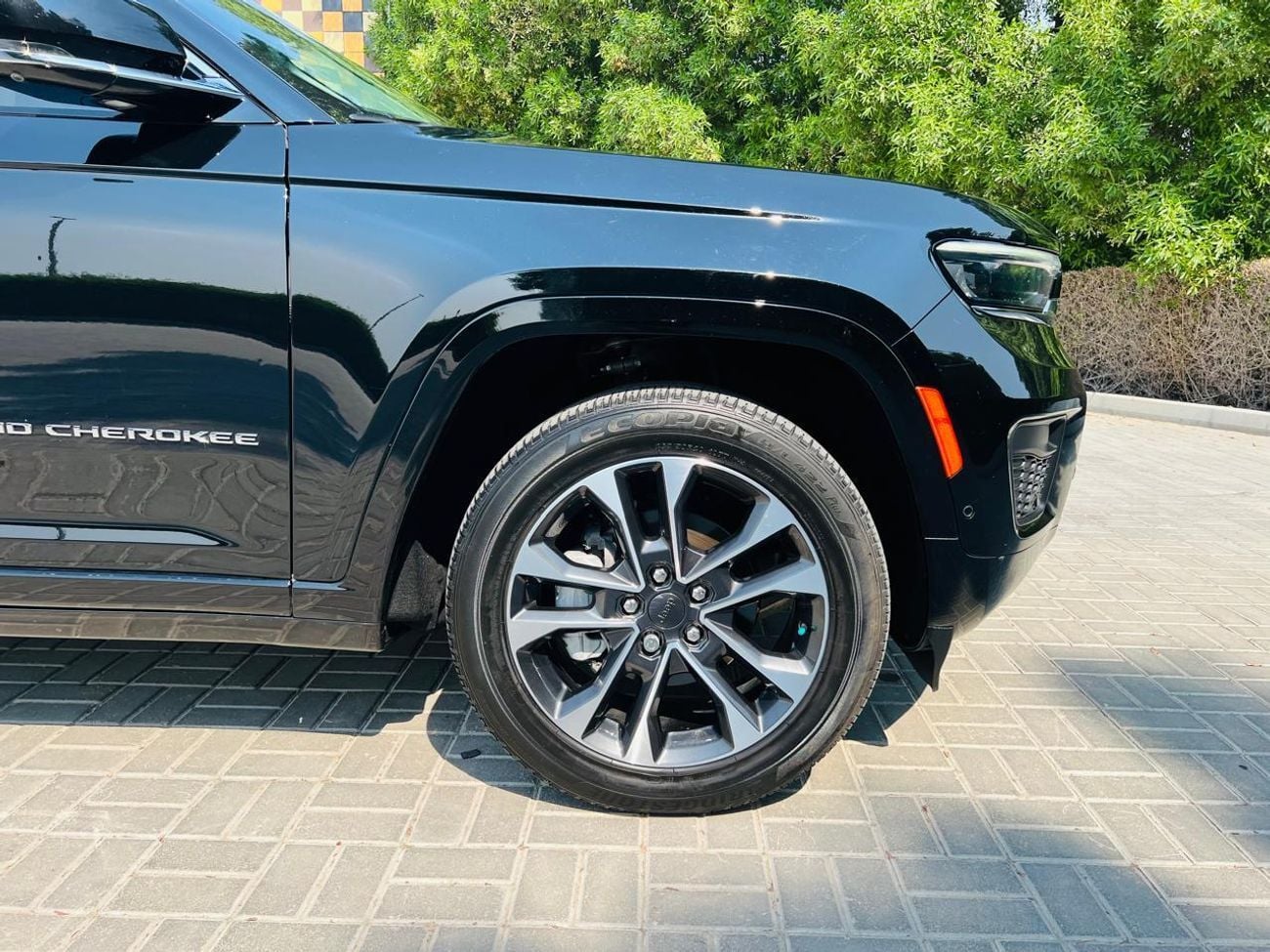 جيب جراند شيروكي Overland 3.6L