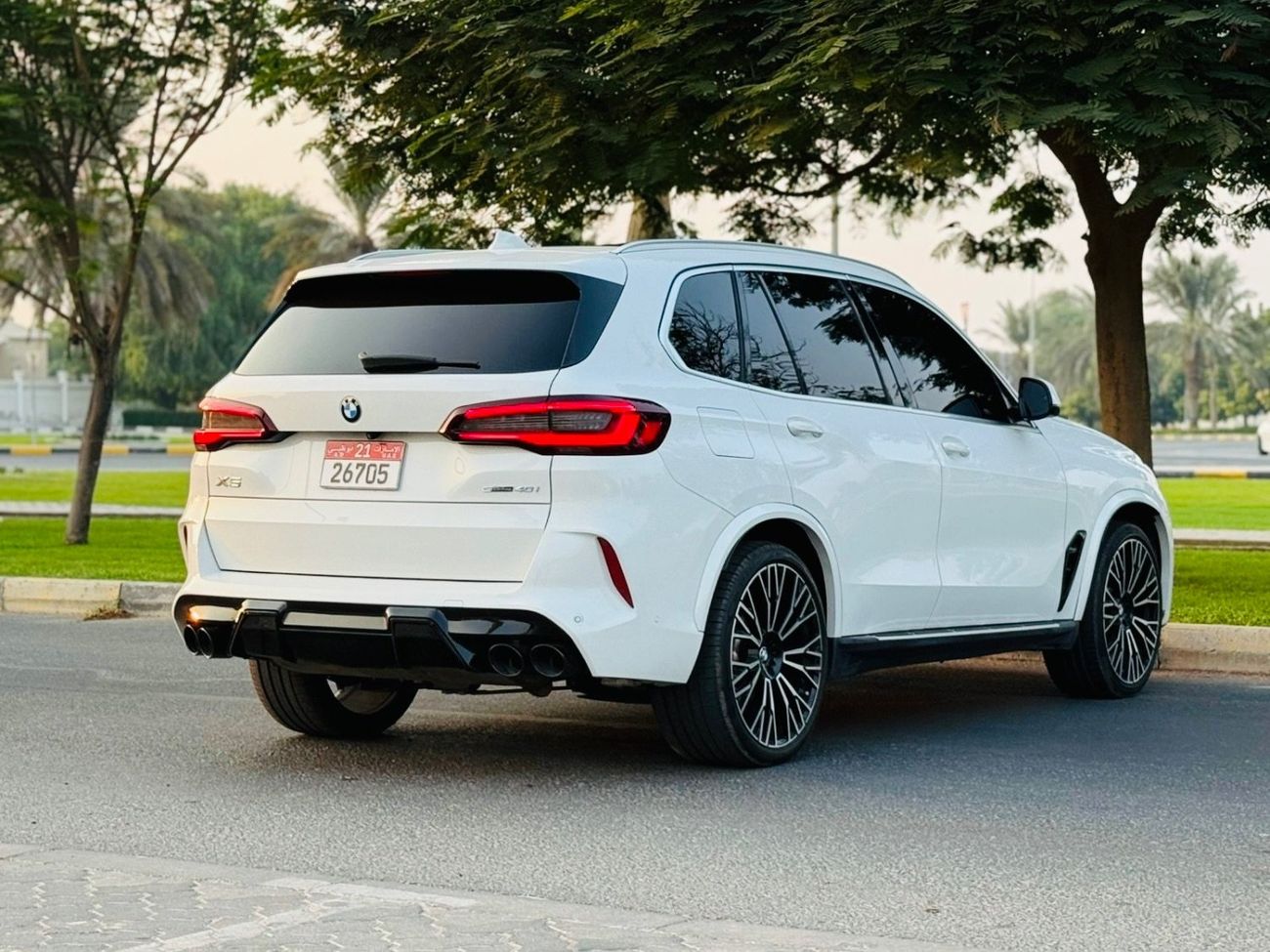 بي أم دبليو X5 40i Exclusive 3.0L