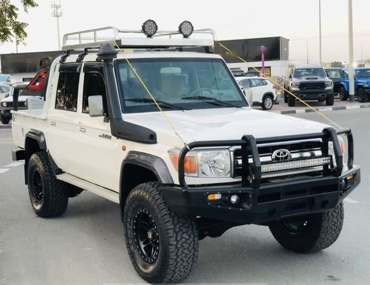 Toyota Land Cruiser Pick Up 2016 LAND CRUISER DOUBLE CABIN