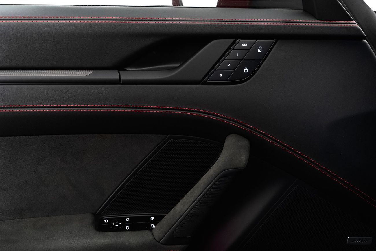 بورش 911 Carrera GTS 3.0L (475 HP) Coupe