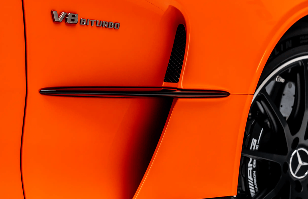 Mercedes-Benz AMG GT All-new 4.0L V8 biturbo engine