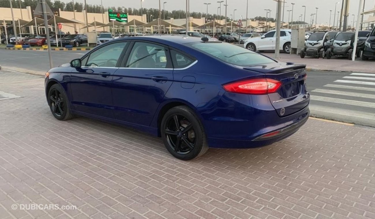 Ford Fusion SE SE SE Very Clean Car