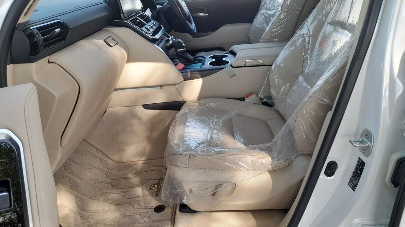 تويوتا لاند كروزر ZX FULL OPTIONS PETROL 7 SEATER TOP RANGE COMPLETE