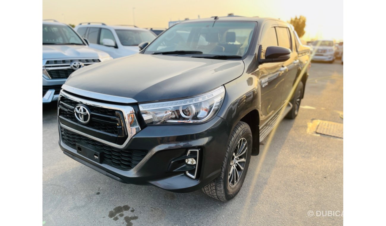 تويوتا هيلوكس Toyota hilux Diesel engine RHD model 2019 manual gear car very clean and good condition