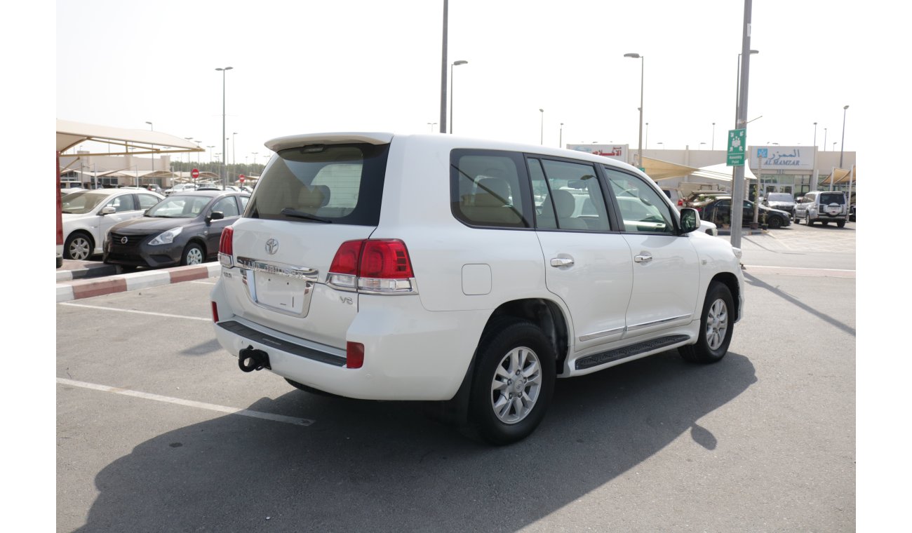 Toyota Land Cruiser GXR V6 SUV WITH GCC SPEC WORLDWIDE SHIPPING