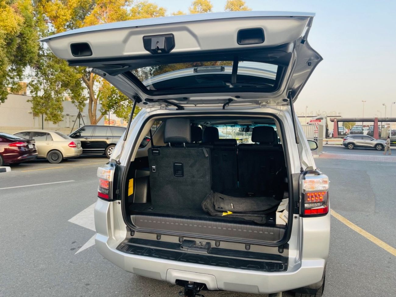 تويوتا Runner4 2018 Toyota 4runner 7 seater sunroof