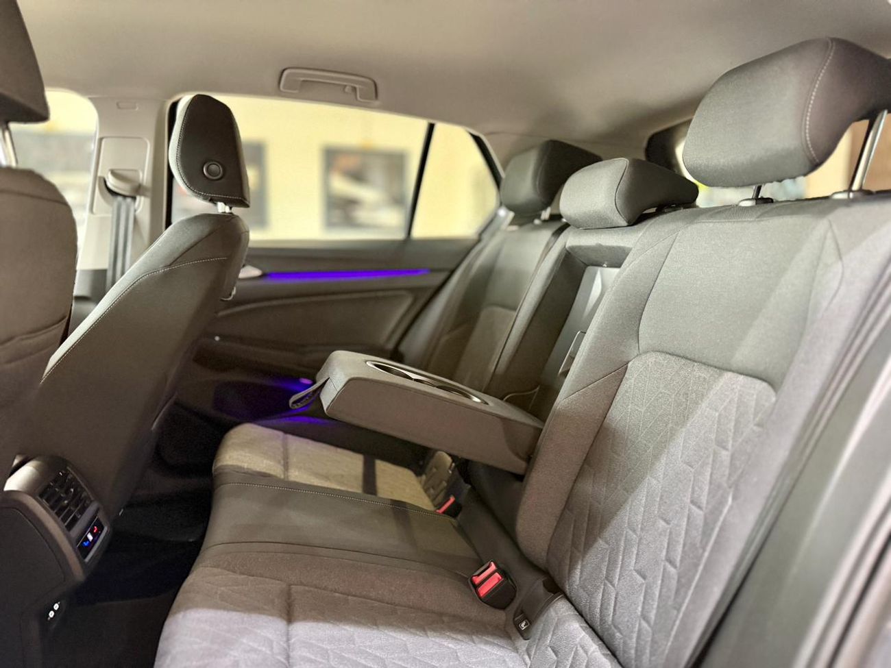 Volkswagen Golf VOLKSWAGEN GOLF ETSI II 2025 II FULL LOADED