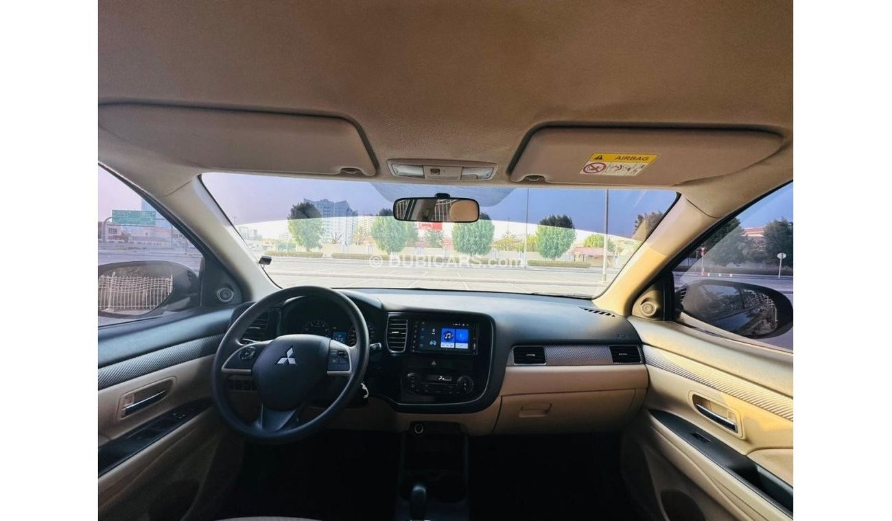 Mitsubishi Outlander 710 PM || OUTLANDER GLS  2.4L V4 4WD || 0%DP || GCC || PRISTINE CONDITION