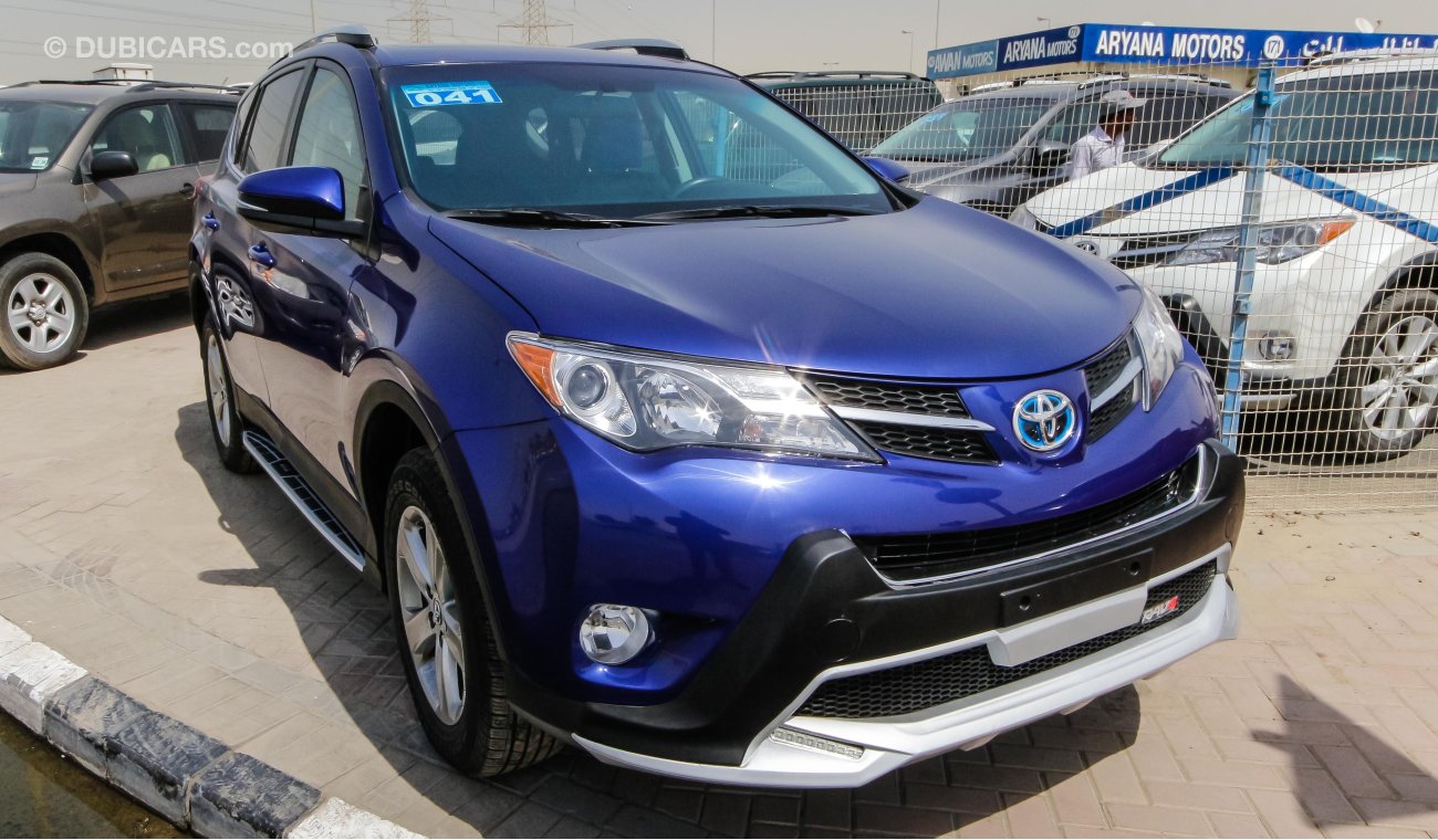 Toyota RAV4 XLE AWD