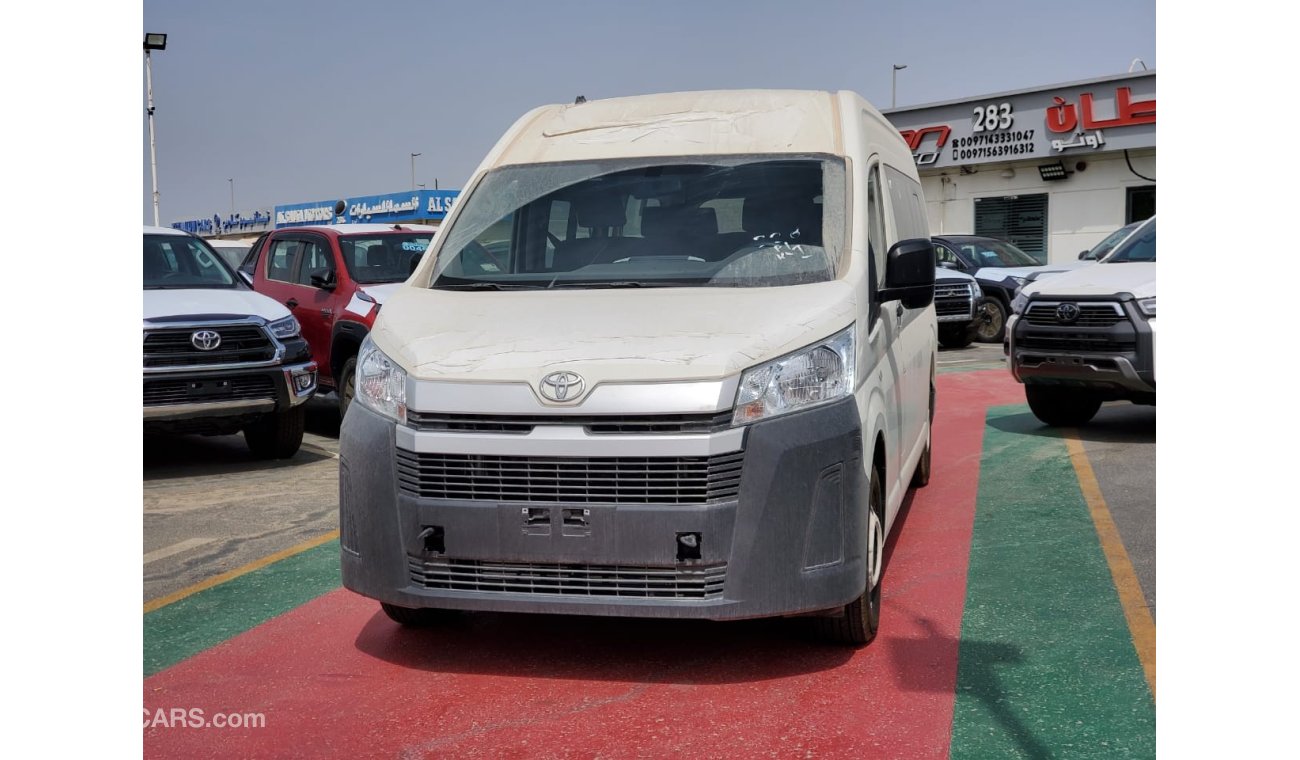 Toyota Hiace Toyota Hiace High Roof 2021 model 2.8 Diesel 13 Seats