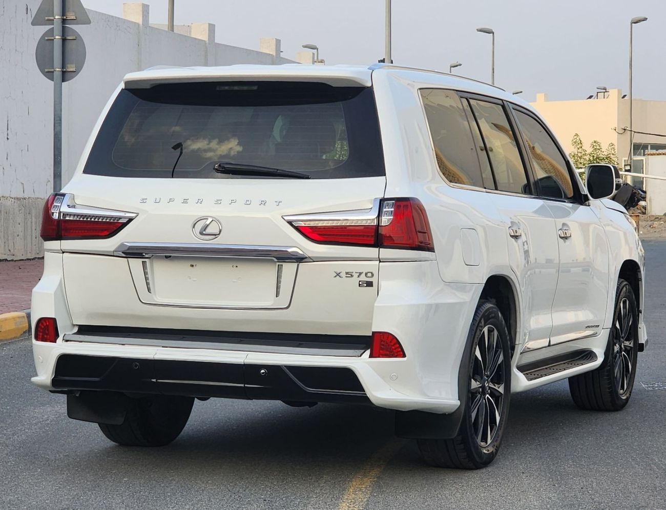 لكزس LX 570 upgrade to 2021