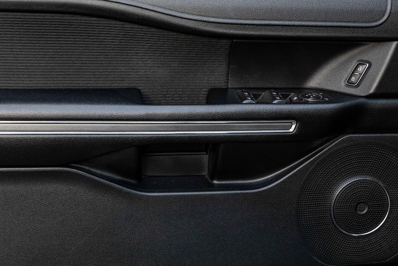 Ford Expedition Expedition XLT | 1,959 P.M | 0% Downpayment | XLT GOOD OPTION | AGENCY MAINTAINED!