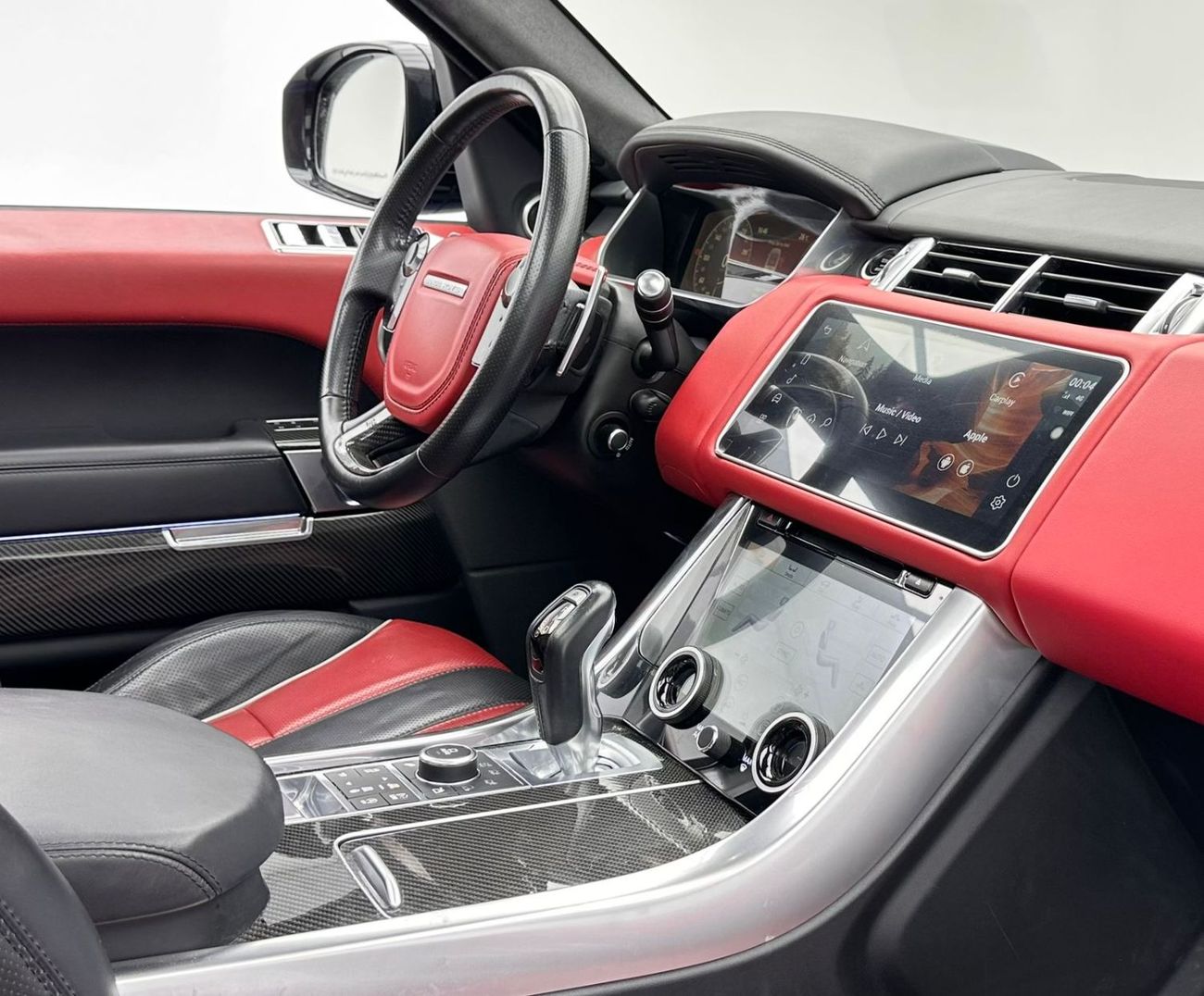 لاند روفر رينج روفر سبورت 2017 Range Rover Sport SVR, Full Service History, Excellent Condition, GCC