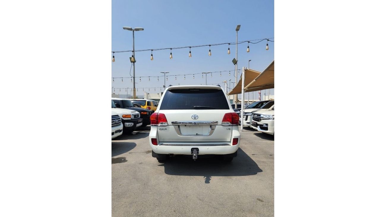 تويوتا لاند كروزر GX.R V6