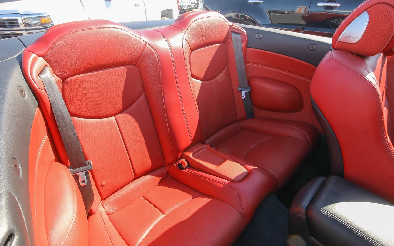 Used Infiniti Q60 3.7 2015 for sale in Dubai 294302