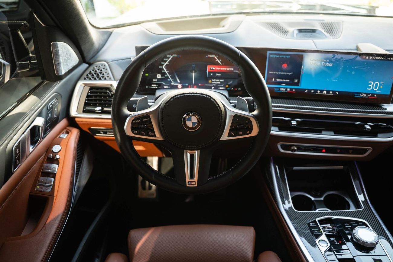 بي أم دبليو X7 xDriveM60i (6 Seats)