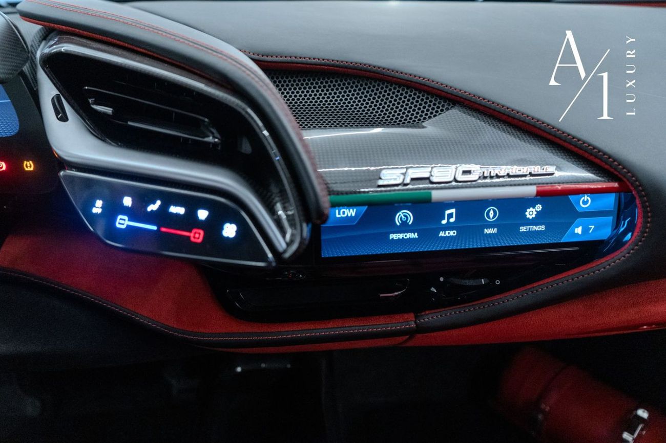 فيراري SF90 ستراديل 2021 Ferrari SF90 Stradale, Carbon Fiber Package, Full Ferrari Service History, GCC