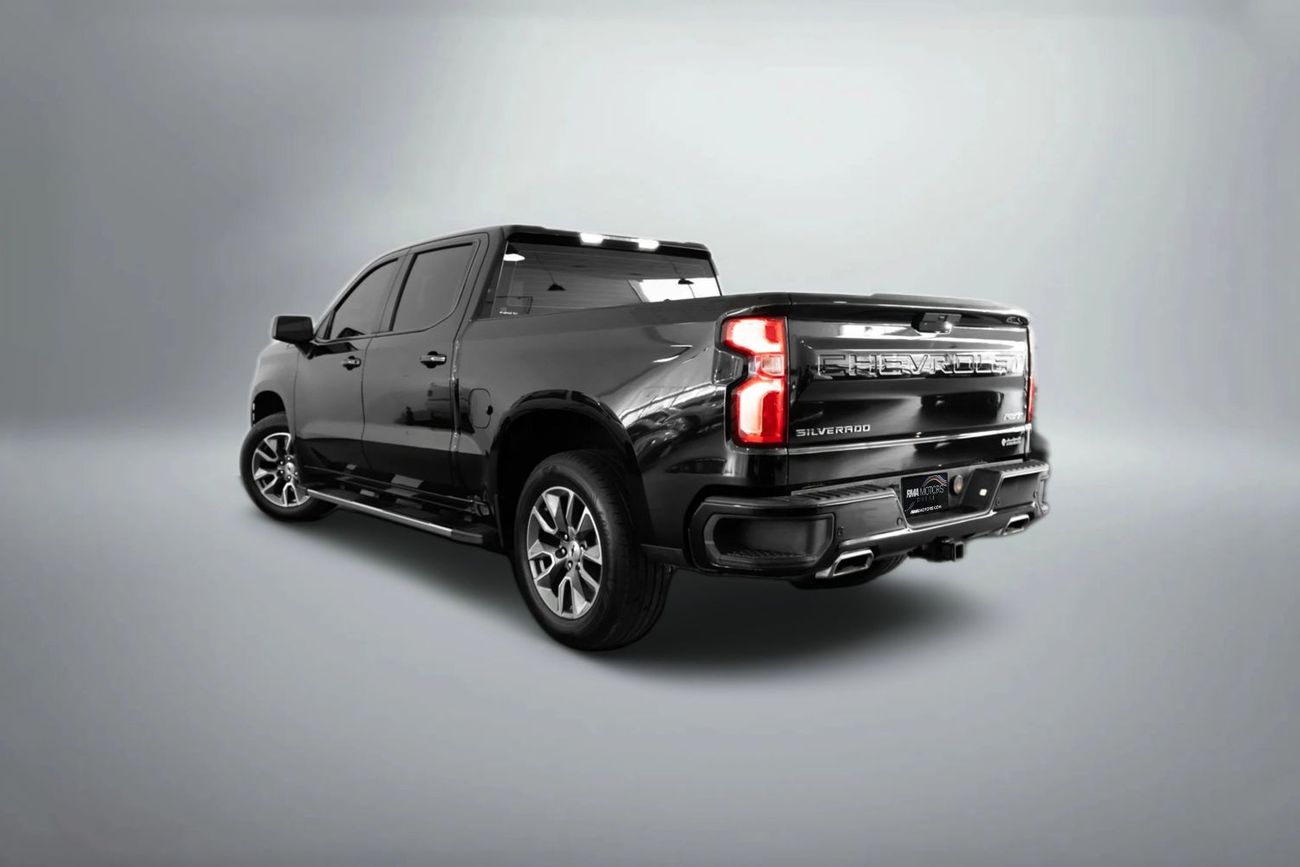 Chevrolet Silverado RST