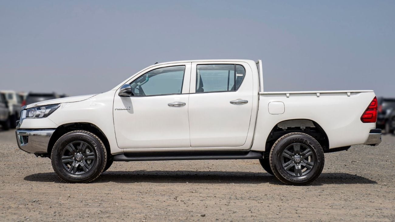 Toyota Hilux MID OPTION PETROL 2.7 AT