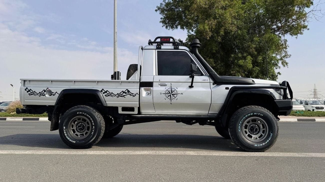 تويوتا لاند كروزر بيك آب SINGLE CABIN | 4.5L DIESEL ENGINE | MANUAL TRANSMISSION | RHD | 2007 | REAR VIEW CAMERA