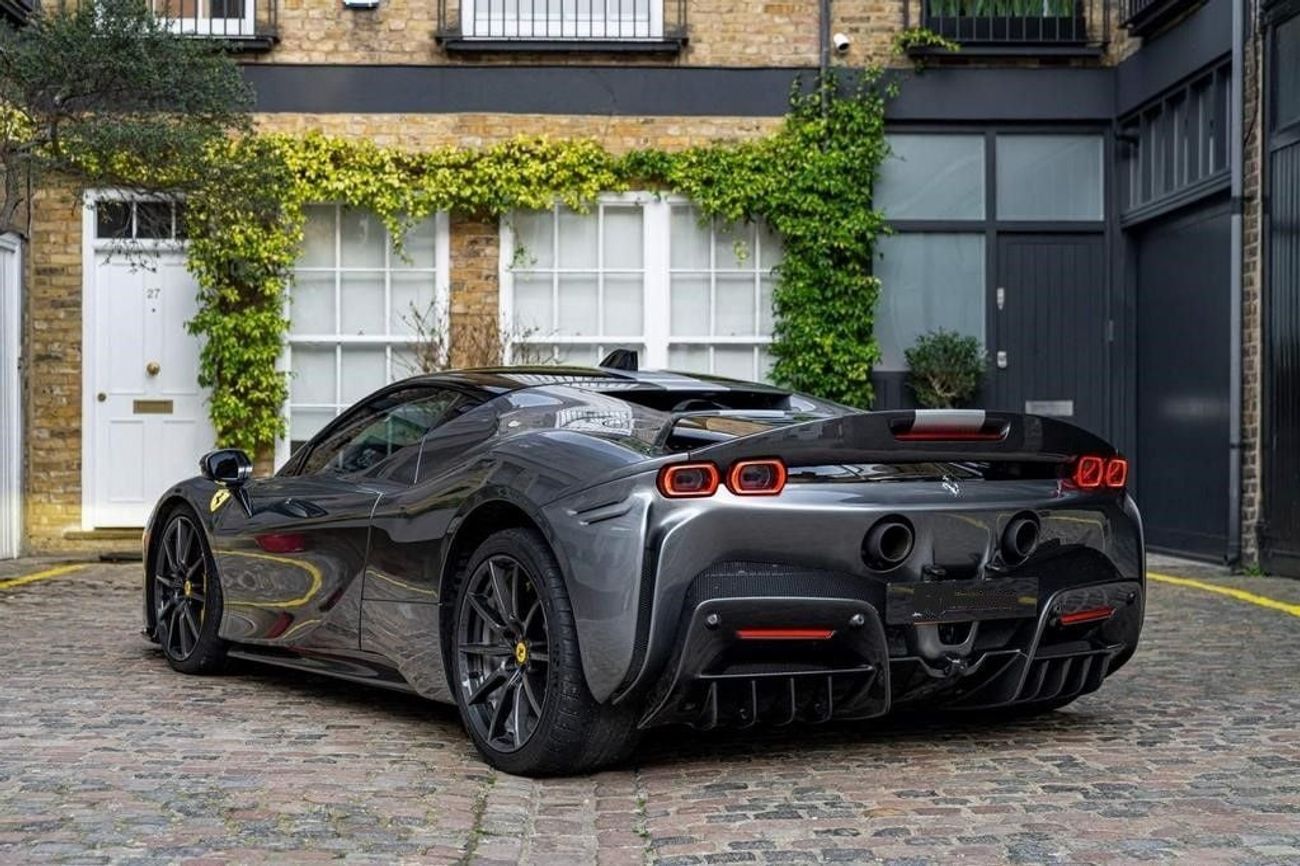 Ferrari SF90 Stradale Std