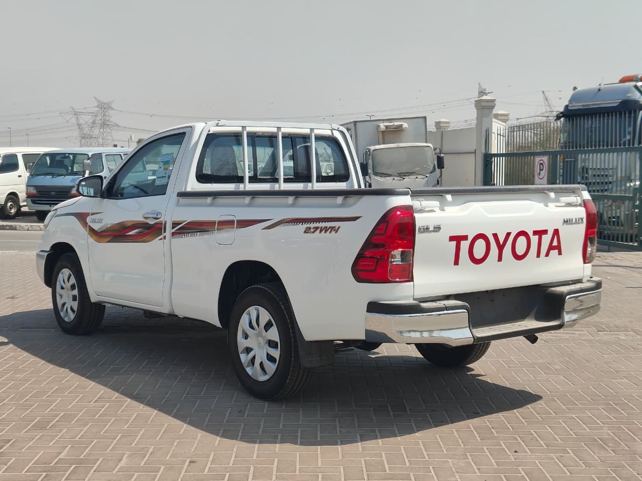 Toyota Hilux TOYOTA HILUX SINGLE CABIN 2.7L Petrol Manual Transmission 4X2