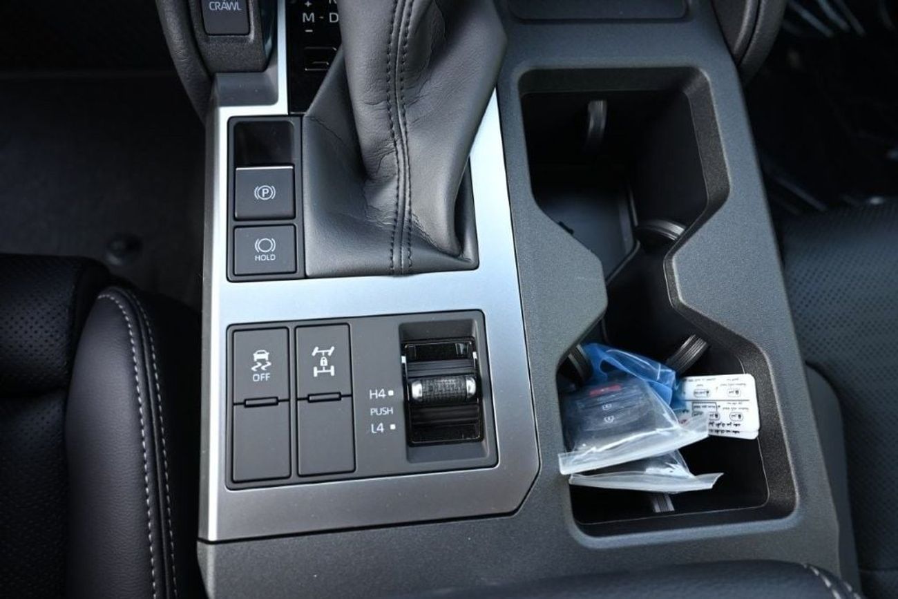 تويوتا برادو VXL 2.4L TURBO PETROL AT