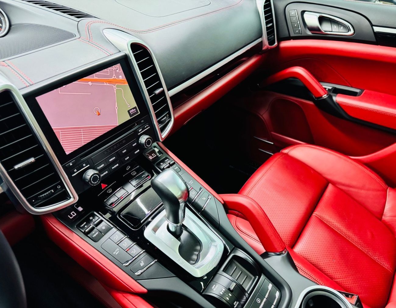 بورش كايان Platinum Edition