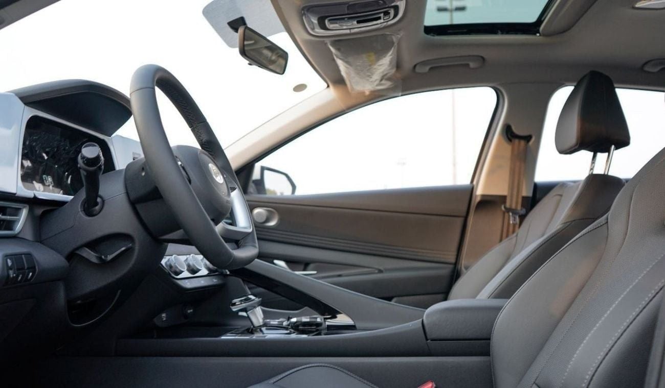 Hyundai Elantra 3years warranty and 2 years service Contact number 0507273386