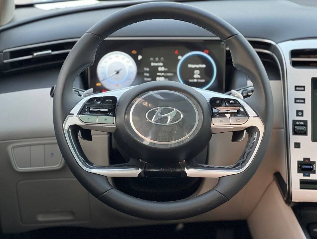 هيونداي توسون 1.6L PTR A/T // 2023 // WITH PUSH START , BACK CAMERA&DVD , PARKING SENSOR , PANORAMIC // SPECIAL OF