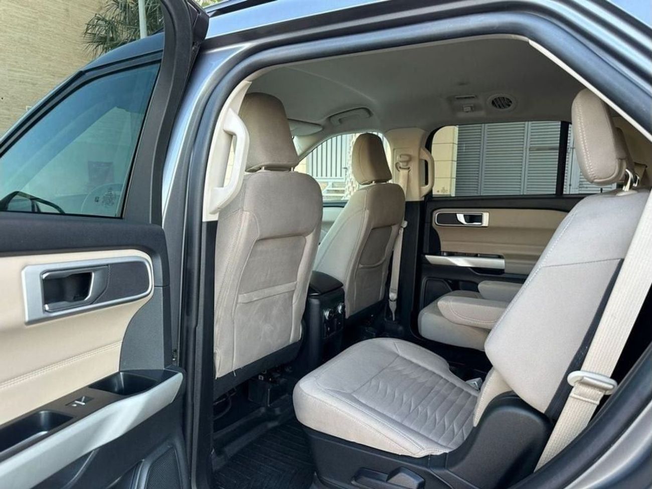 Ford Explorer XLT 200A 2.3L RWD XLT 2.3L 4-cylinder FI Turbo 300 HP | 2021 | 7 Seats | Perfect Condition | 1 Owner