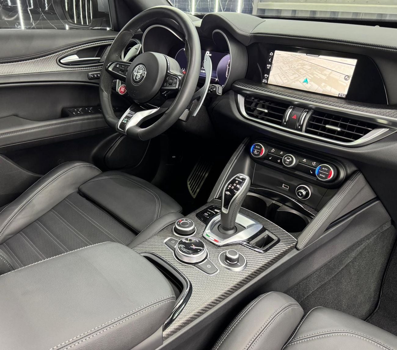 Alfa Romeo Stelvio QUADRIFOGLIO