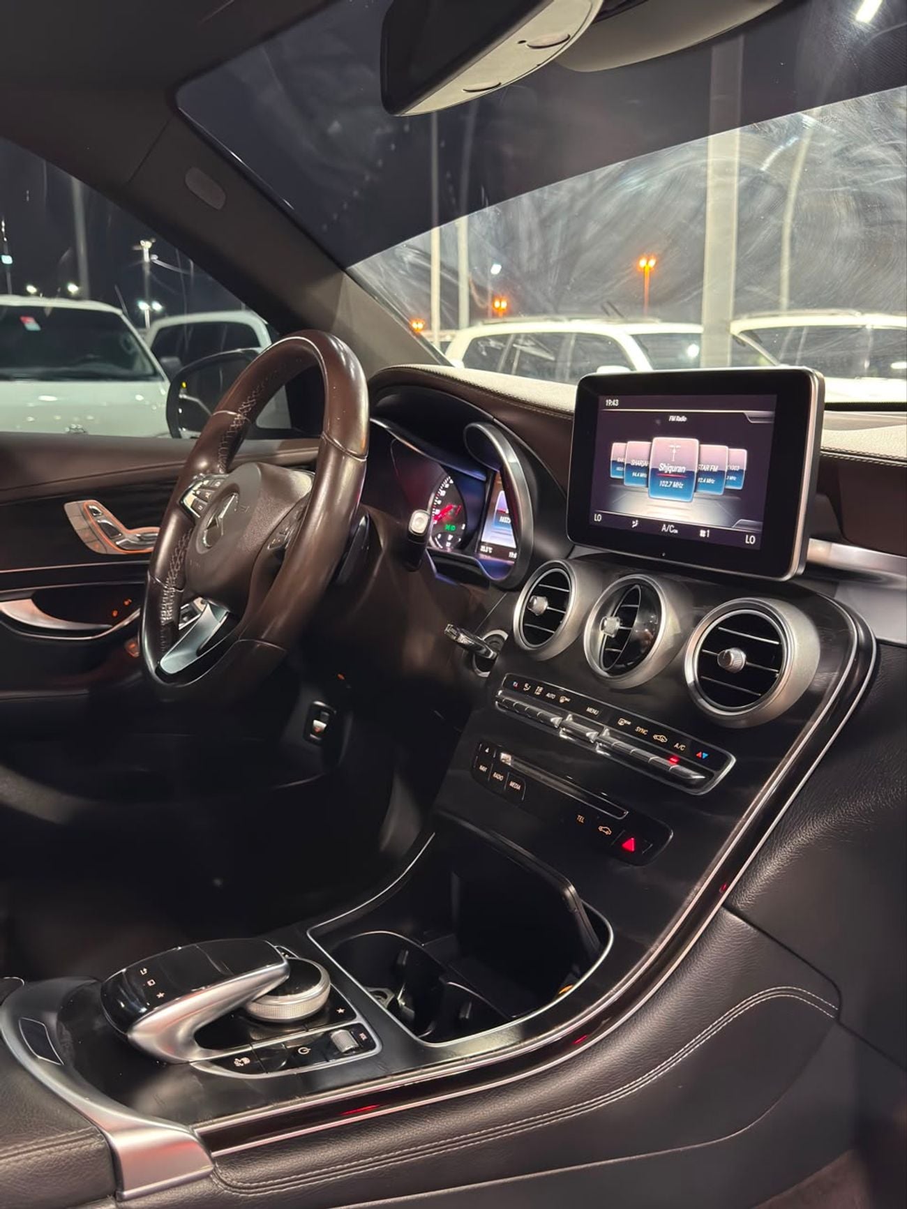 مرسيدس بنز GLC 300 AMG