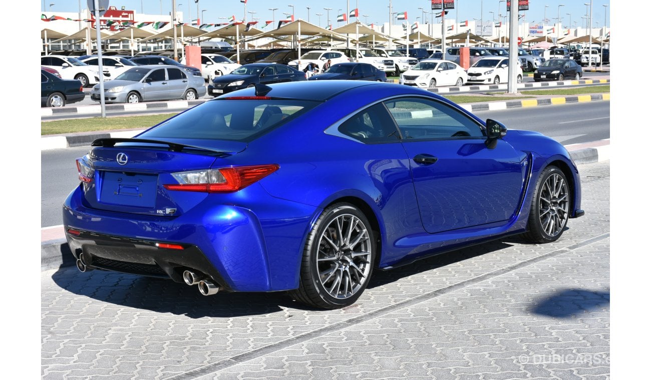 لكزس RC F