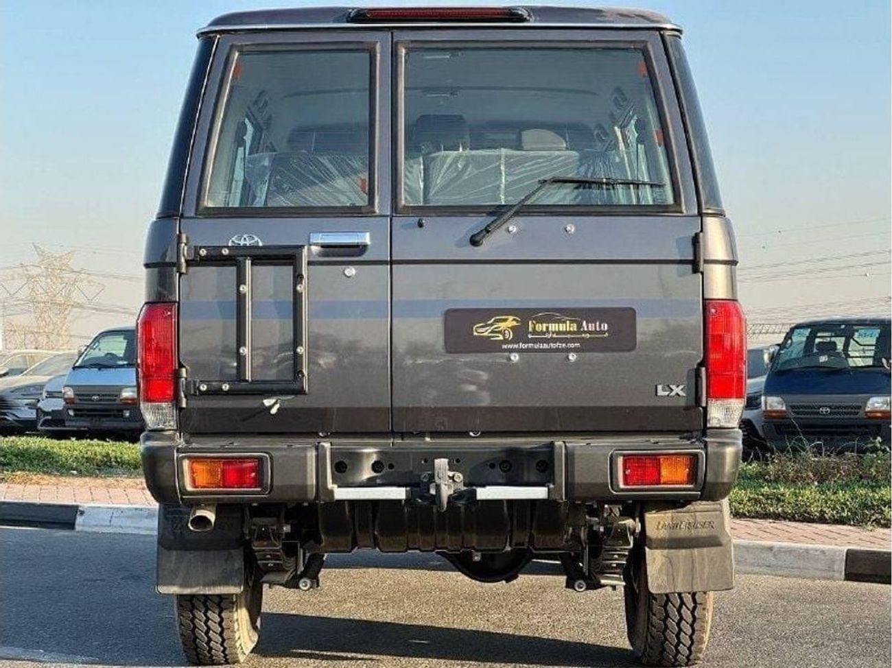 Toyota Land Cruiser 70 LC76 4.0L V6 PTR M/T //2024// STANDER OPTION WITH CRUISE CONTROL , POWER WINDOWS // SPECIAL OFFER //