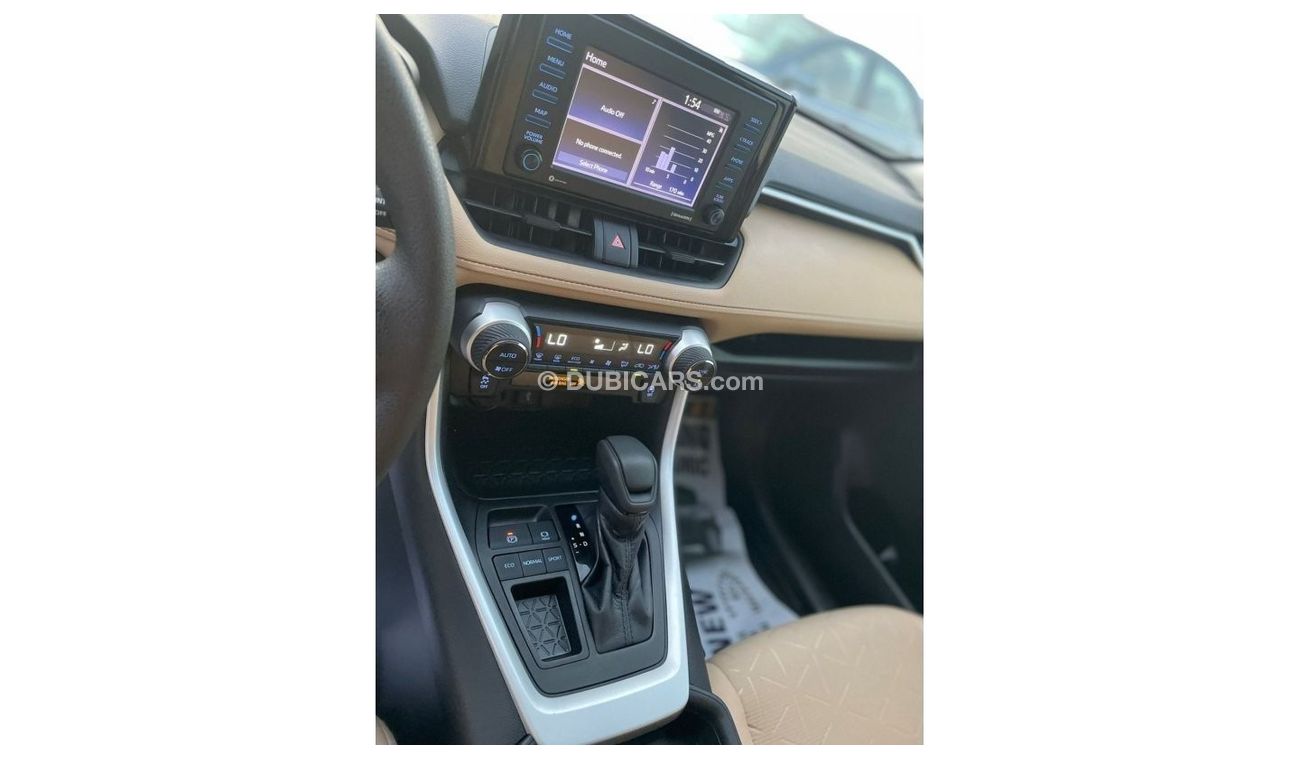 Toyota RAV4 2020 Toyota RAV4 XLE 2.5L V4 -