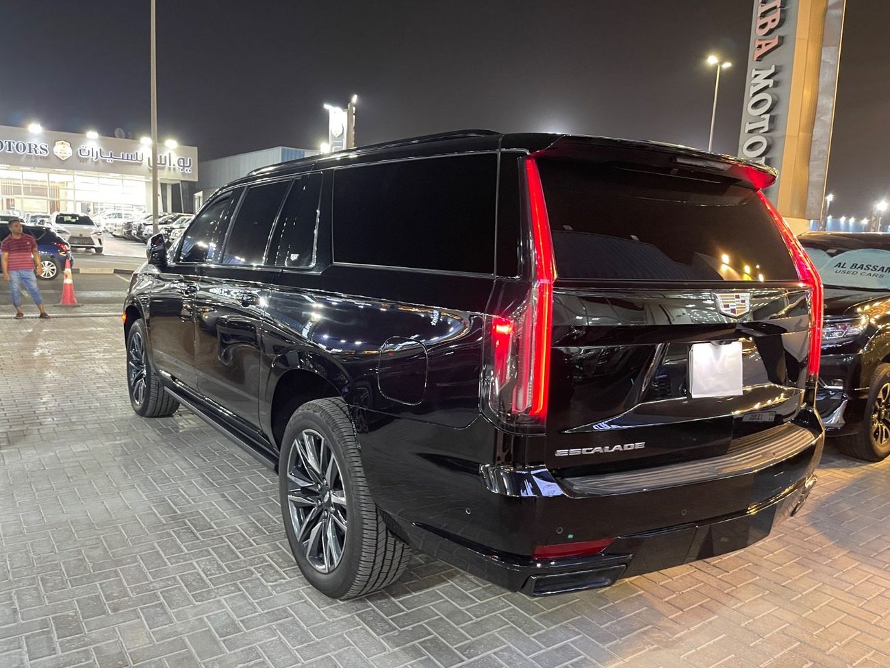 Cadillac Escalade Sport 6.2L 4WD