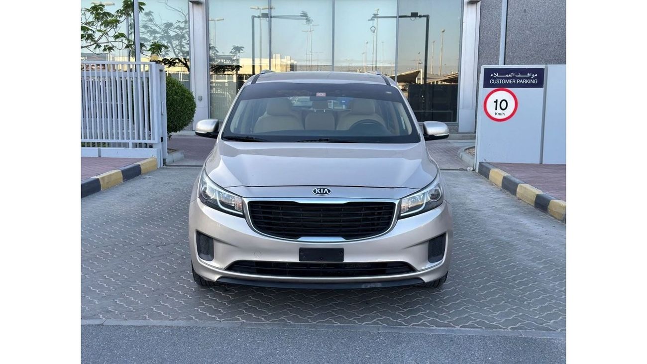 كيا كارنيفال EX GCC