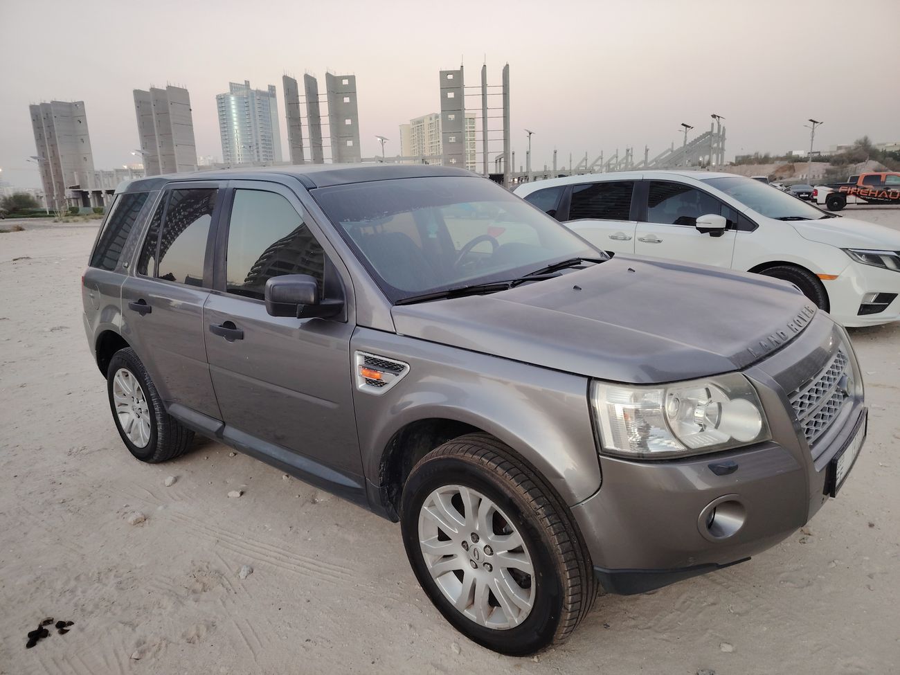 لاند روفر LR2 HSE 3.2L