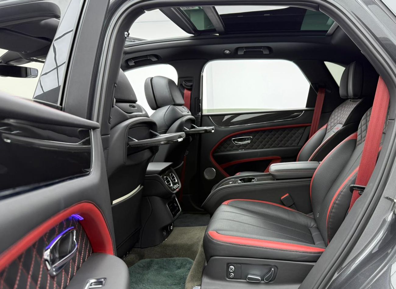 Bentley Bentayga 2022 Bentley Bentayga W12 Speed ,Agency Warranty+Service History ,Excellent Condition ,GCC