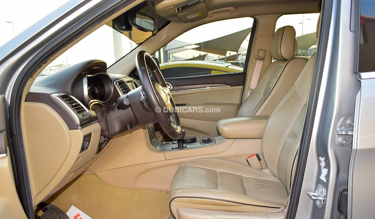 Jeep Grand Cherokee Overland 5.7L Hemi