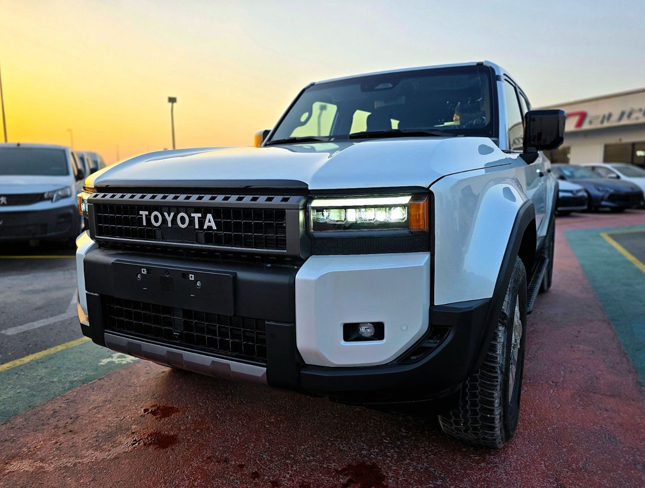 Toyota Prado Toyota land Cruiser Prado 4*4  2.4L Turbo A/T PETROL 2025 White color