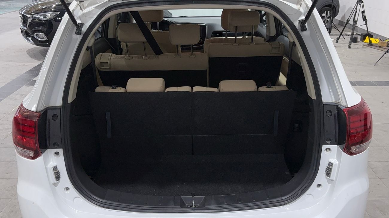 Mitsubishi Outlander 2023 GLX LOWLINE | AED 911/Month | 0 DP | 30 Day Return | Warranty | Service History