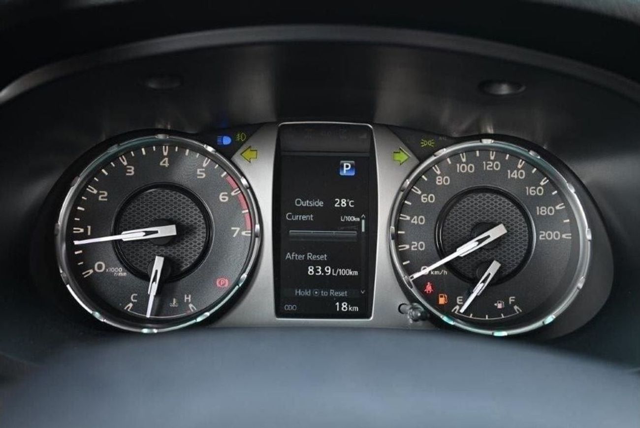 تويوتا هيلوكس 2025 TOYOTA HILUX DOUBLE CABIN GLXS-G 2.7L 4WD AUTOMATIC