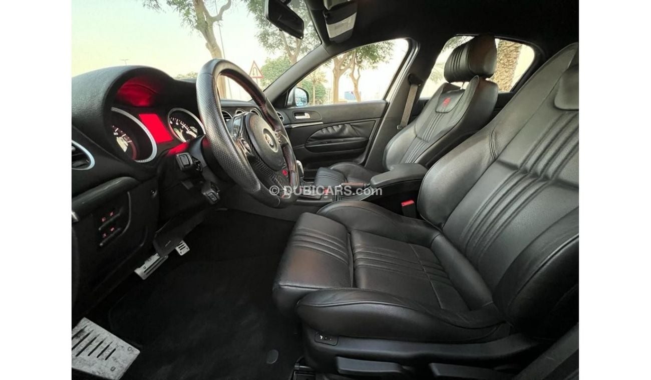 Alfa Romeo Alfa 159 ALFA ROMEO 159 GCC 2012 BRAND NEW LOW MILEAGE ORIGINAL PAINT FULL SERVICE HISTORY