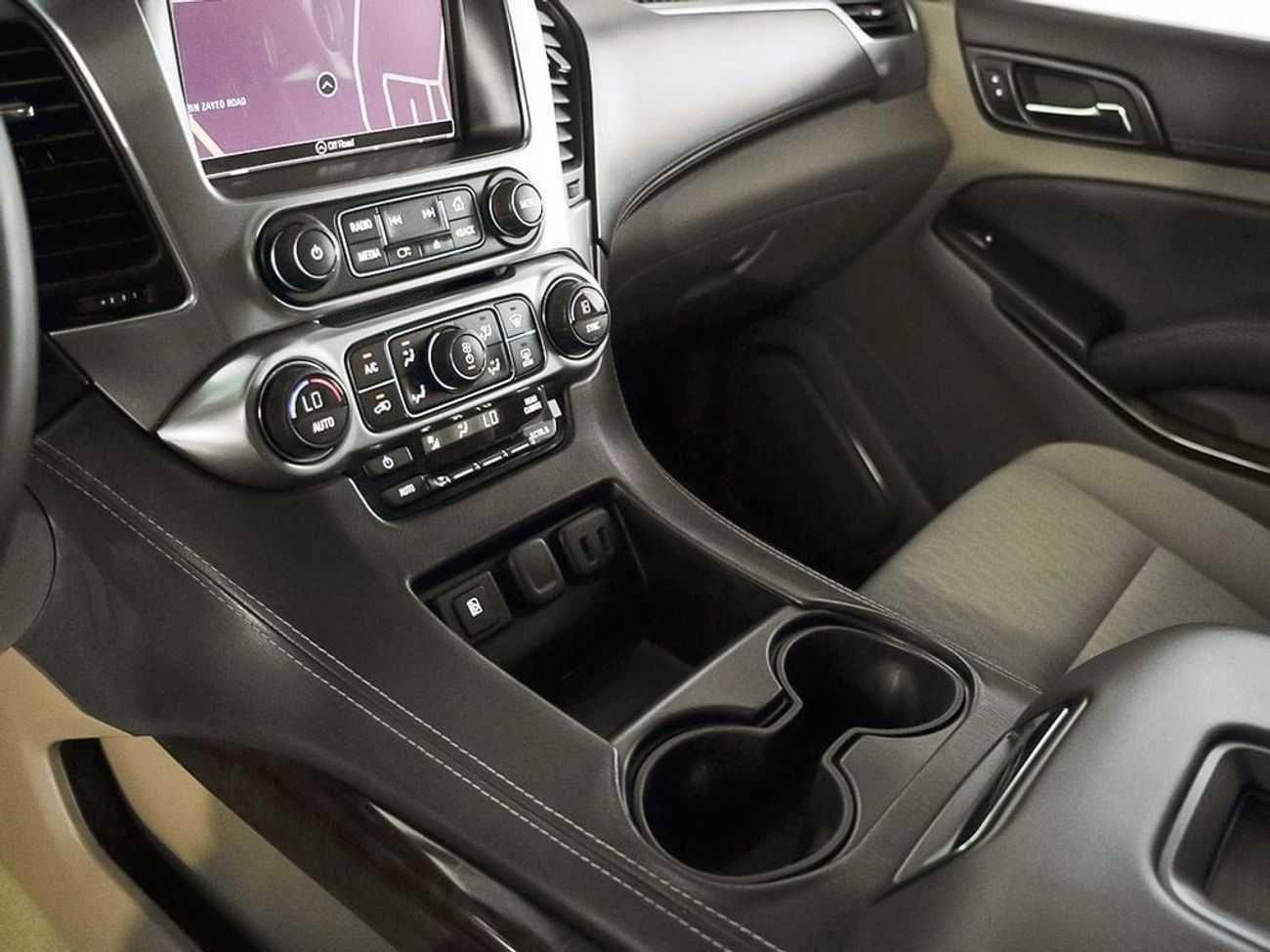 Chevrolet Tahoe 1LT 5.3L