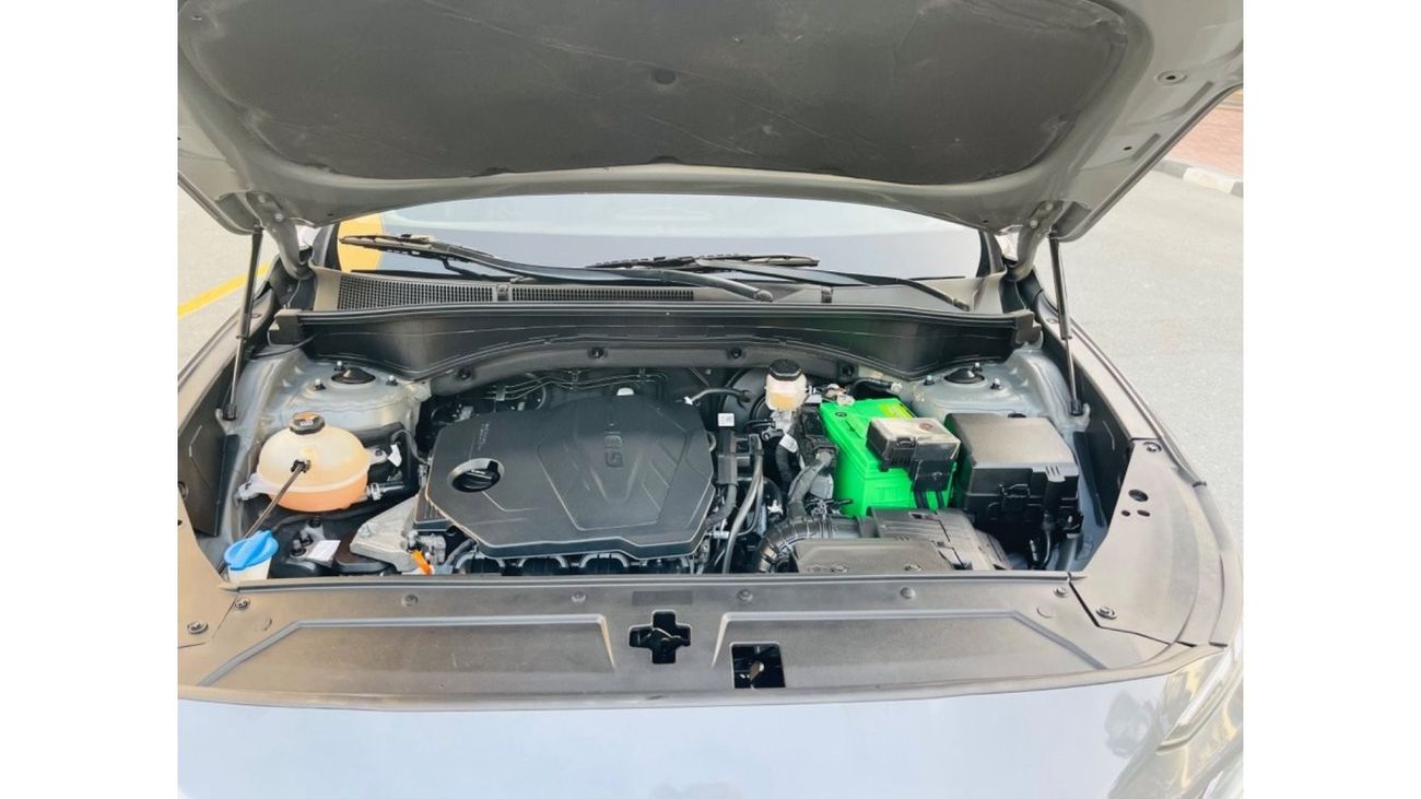 Hyundai Santa Fe 2023 SANTAFE LOW MILE full option